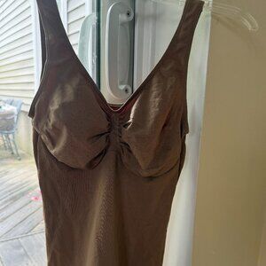 Womens NEW no tags  LUNAIRE Instant Shaper sz10/12 SLIMMING TAN shape wear